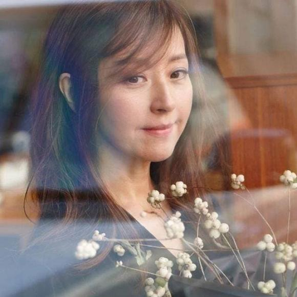 Seo Jung Hee - Nữ thần xứ Hàn từng có hôn nhân địa ngục gây sốc với ảnh cạo đầu vì ung thư - Hình 5