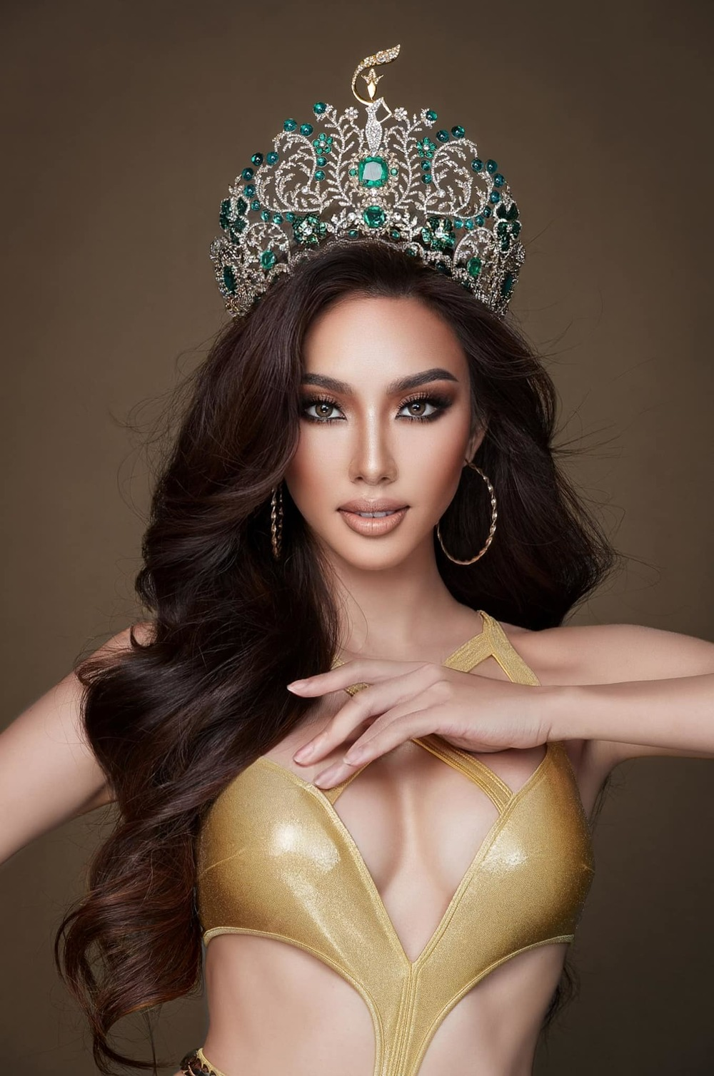 Thùy Tiên bất ngờ để lộ khuyết điểm khó tin sau 1 năm làm việc không ngừng nghỉ - Hình 13