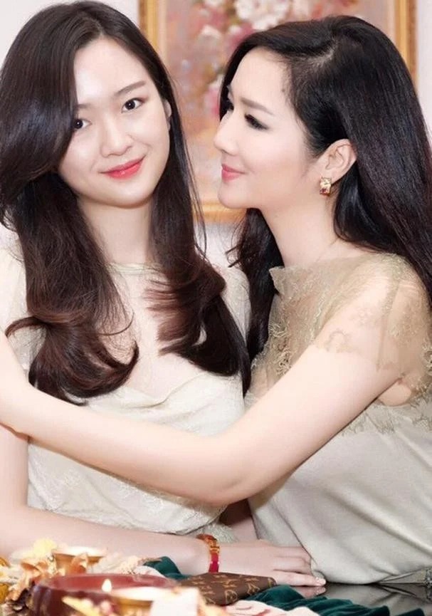 Chồng sắp cưới Hoa hậu Đỗ Mỹ Linh từng bị nghi có mối quan hệ mờ ám với ái nữ nhà Tân Hoàng Minh - Hình 6