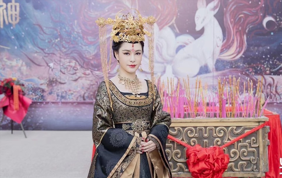 Chung Hân Đồng: Bị Trần Quán Hy 'hại', hôn nhân với người chồng bê bối cũng đi vào ngõ cụt - Hình 4