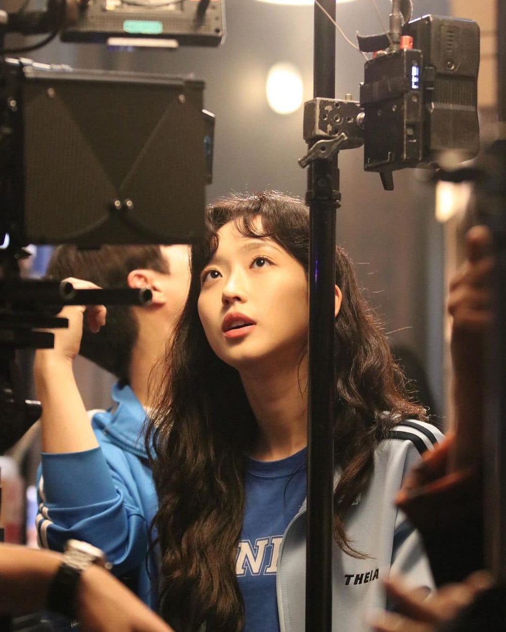 Han Ji Hyun (Cheer Up): Ngày càng bùng nổ, gia thế bí ẩn và mối quan hệ ít ai biết trong Kbiz - Hình 10
