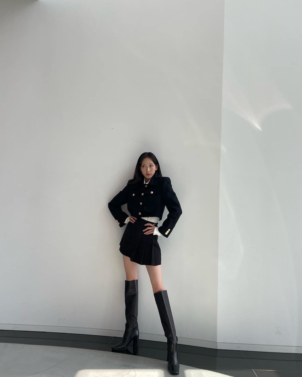 Han Ji Hyun (Cheer Up): Ngày càng bùng nổ, gia thế bí ẩn và mối quan hệ ít ai biết trong Kbiz - Hình 7