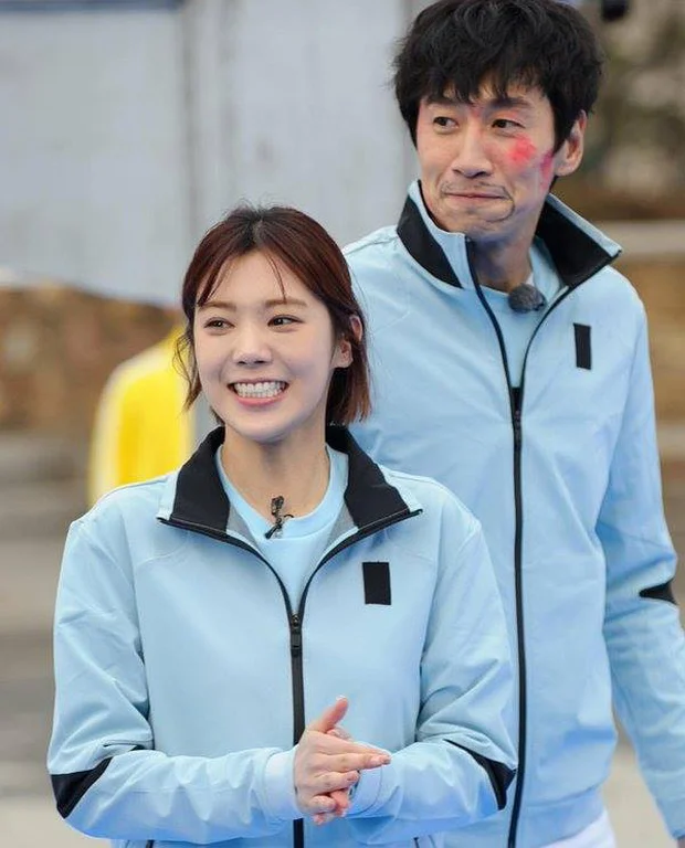 Song Joong Ki, Lee Kwang Soo và 2 cựu thành viên Running Man giờ ra sao sau khi rời gameshow? - Hình 3