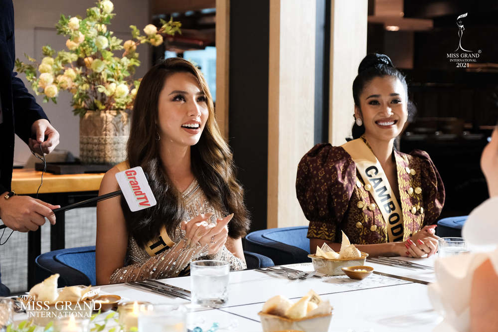 Thùy Tiên lép vế khi chung khung hình Miss Grand 2014, nhưng lại ăn đứt đối phương bằng điều này - Hình 10