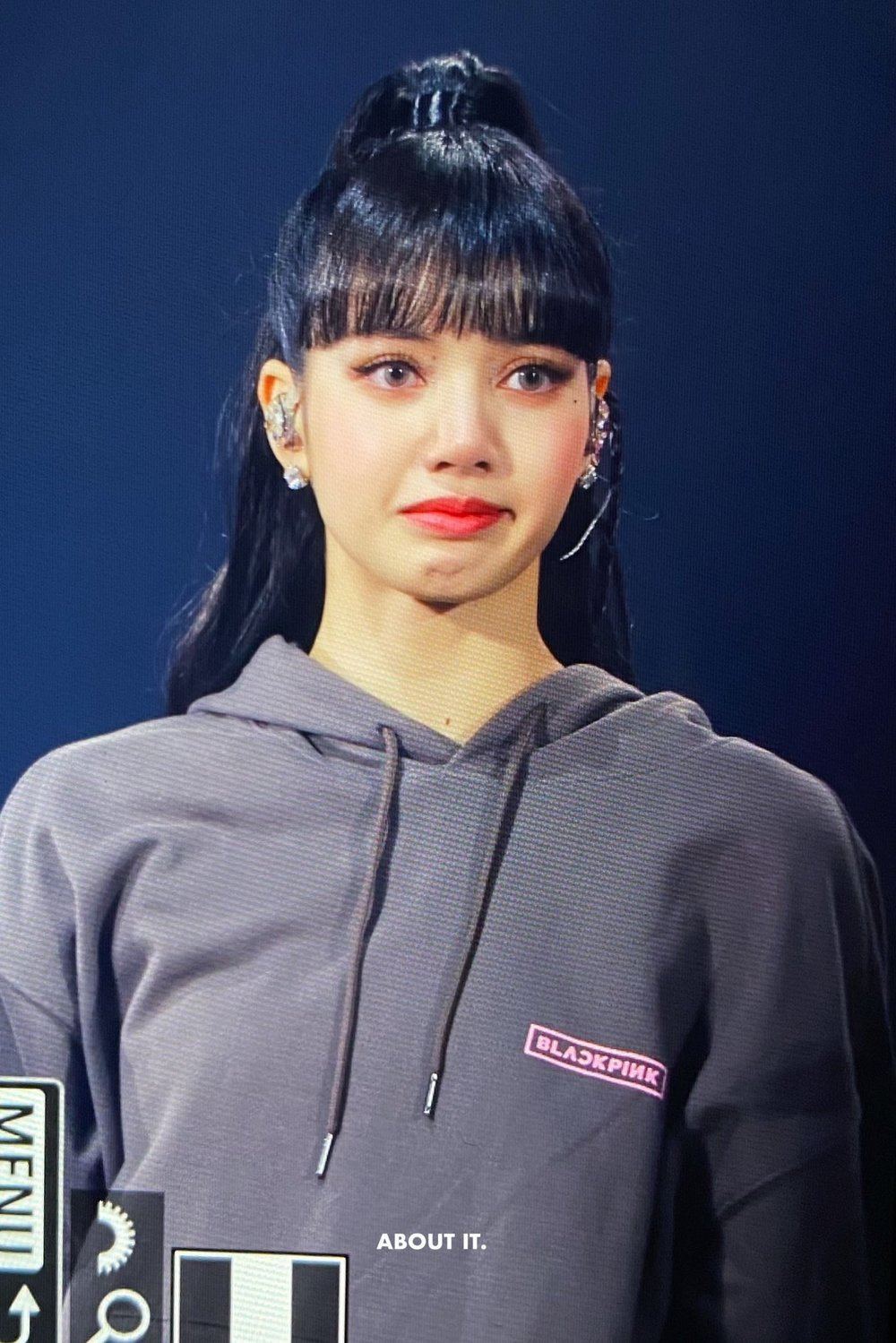 BLACKPINK khiến fan bật khóc tại world tour 2022: Jisoo được Jung Hae In quan tâm đặc biệt - Hình 10