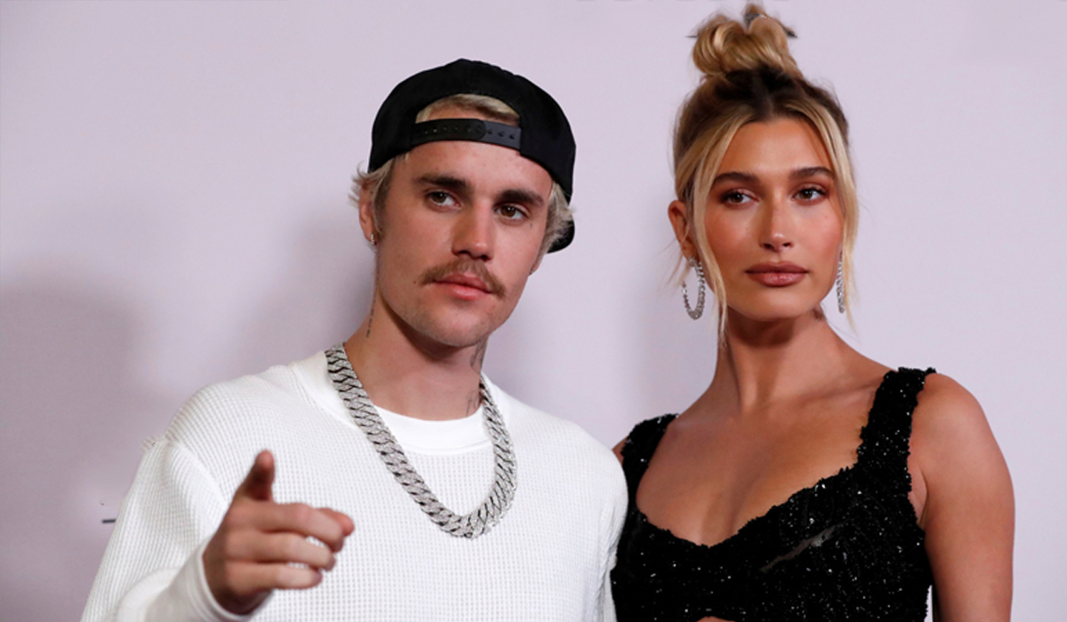 Selena Gomez và Hailey Bieber chụp chung thân thiết như chị em, đập tan tin đồn hiềm khích - Hình 7
