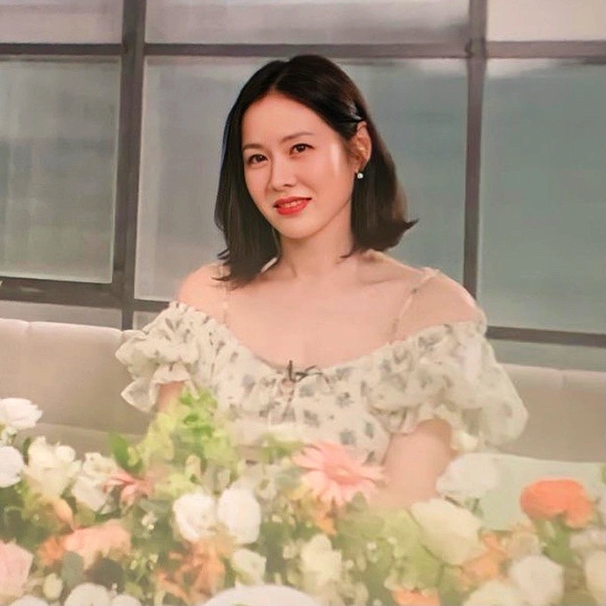 Son Ye Jin bế bụng bầu ở những tháng cuối thai kỳ đi đám cưới, Hyun Bin bất ngờ vắng mặt - Hình 8