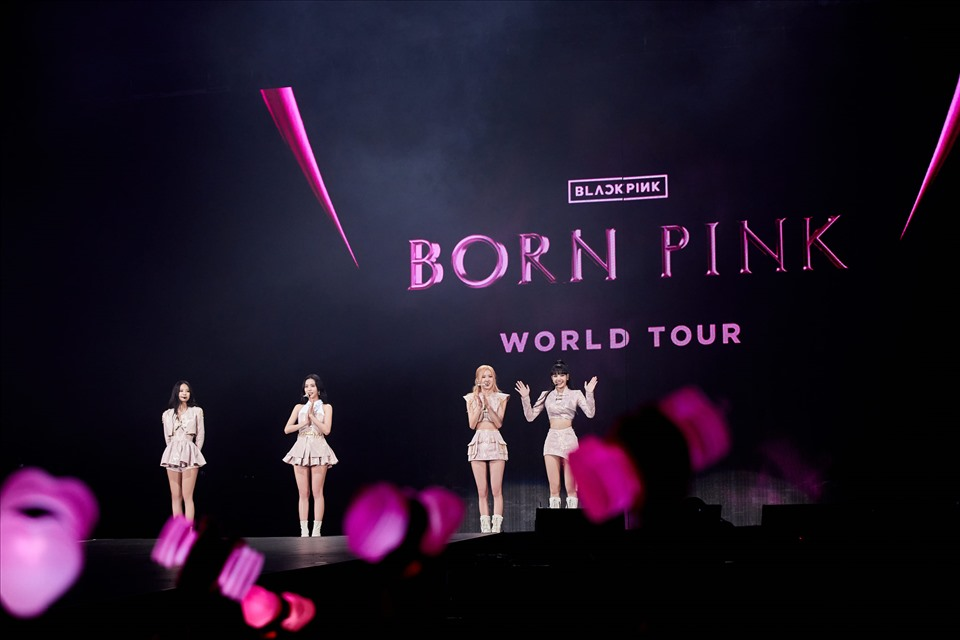 Blackpink bị chê hát live kém, đang áp lực khi phải dẫn đầu lúc thành viên BTS nhập ngũ? - Hình 2