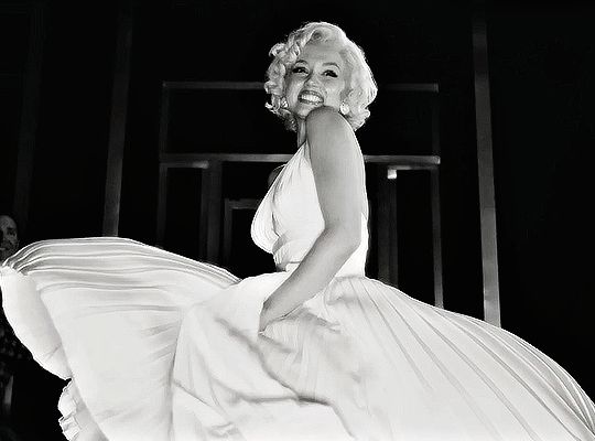 Blonde: Ngưỡng mộ hay trừng phạt Marilyn Monroe? - Hình 3