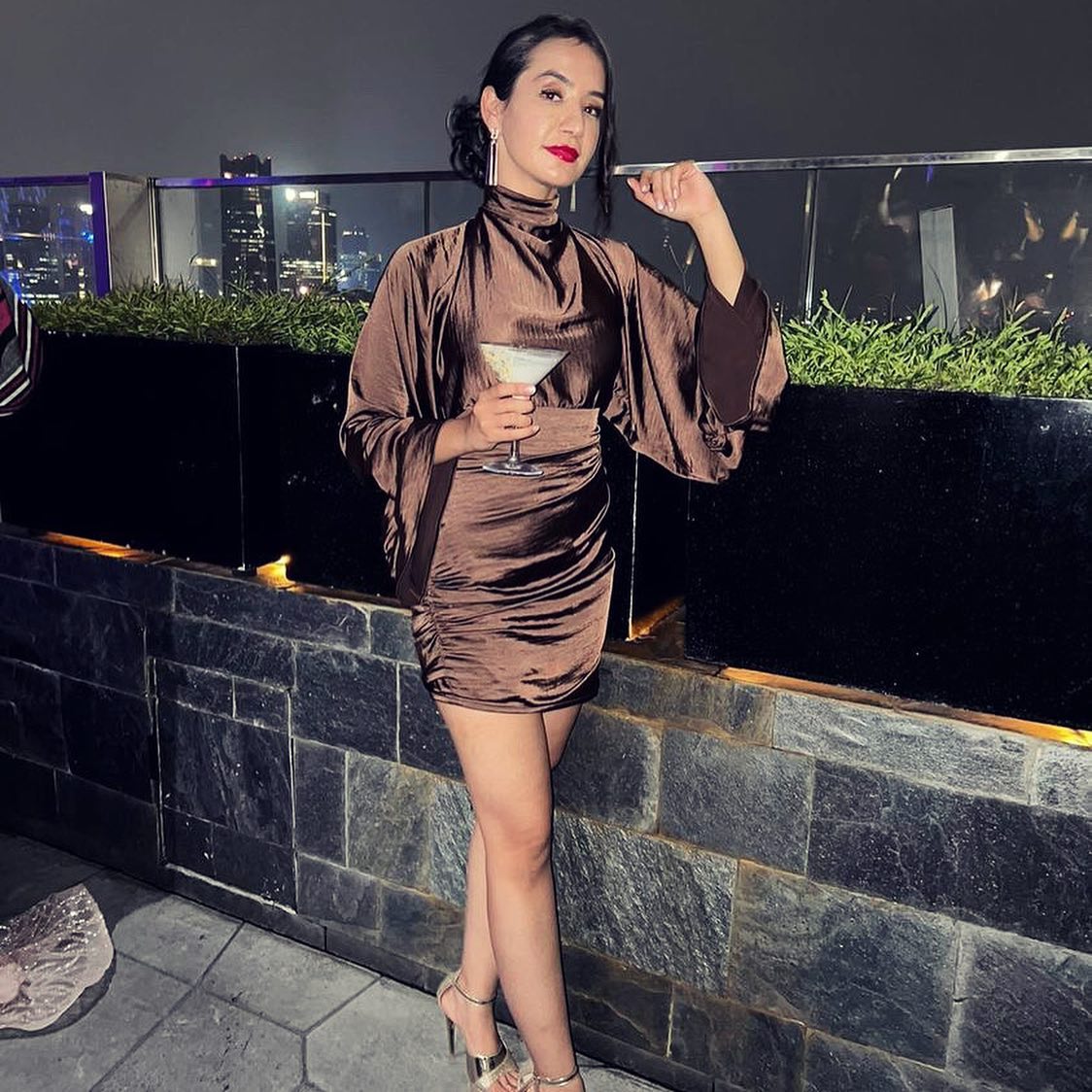 Hoa hậu Hòa bình Thổ Nhĩ Kỳ - đối thủ của Thiên Ân khóc nghẹn tiết lộ phải ăn giấy vệ sinh để ép cân - Hình 6
