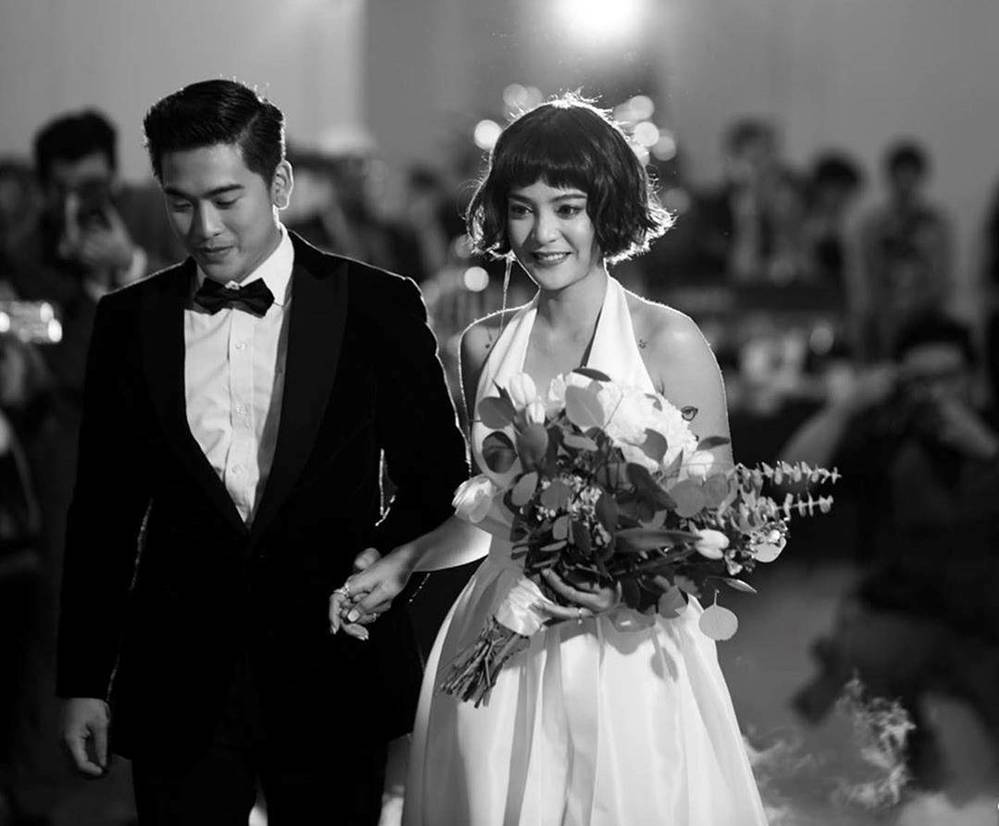 Apinya: 'Thánh nữ giật chồng' khét tiếng từ Thái đến Việt, yên bề gia thất sau bê bối thác loạn - Hình 7