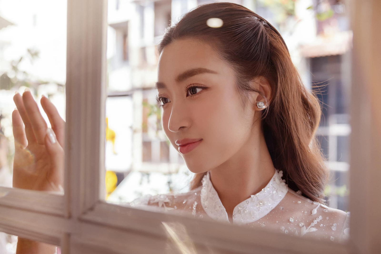 Đỗ Mỹ Linh hé lộ mối quan hệ với mẹ chồng trước làm dâu, công bố quà cưới nghìn tỷ không mua được - Hình 4
