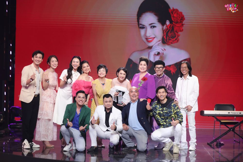 Danh ca Ý Lan chiến thắng bệnh ung thư sau nhiều năm nhờ điều đặc biệt này - Hình 1