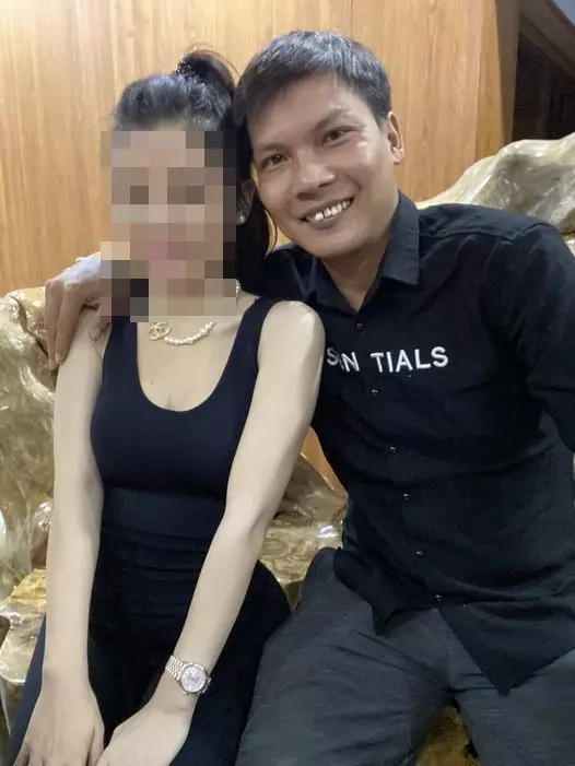 Vợ Lộc Fuho lộ khuôn mặt mệt mỏi, chấp nhận ra đi tay trắng giữa nghi vấn rạn nứt hôn nhân - Hình 10