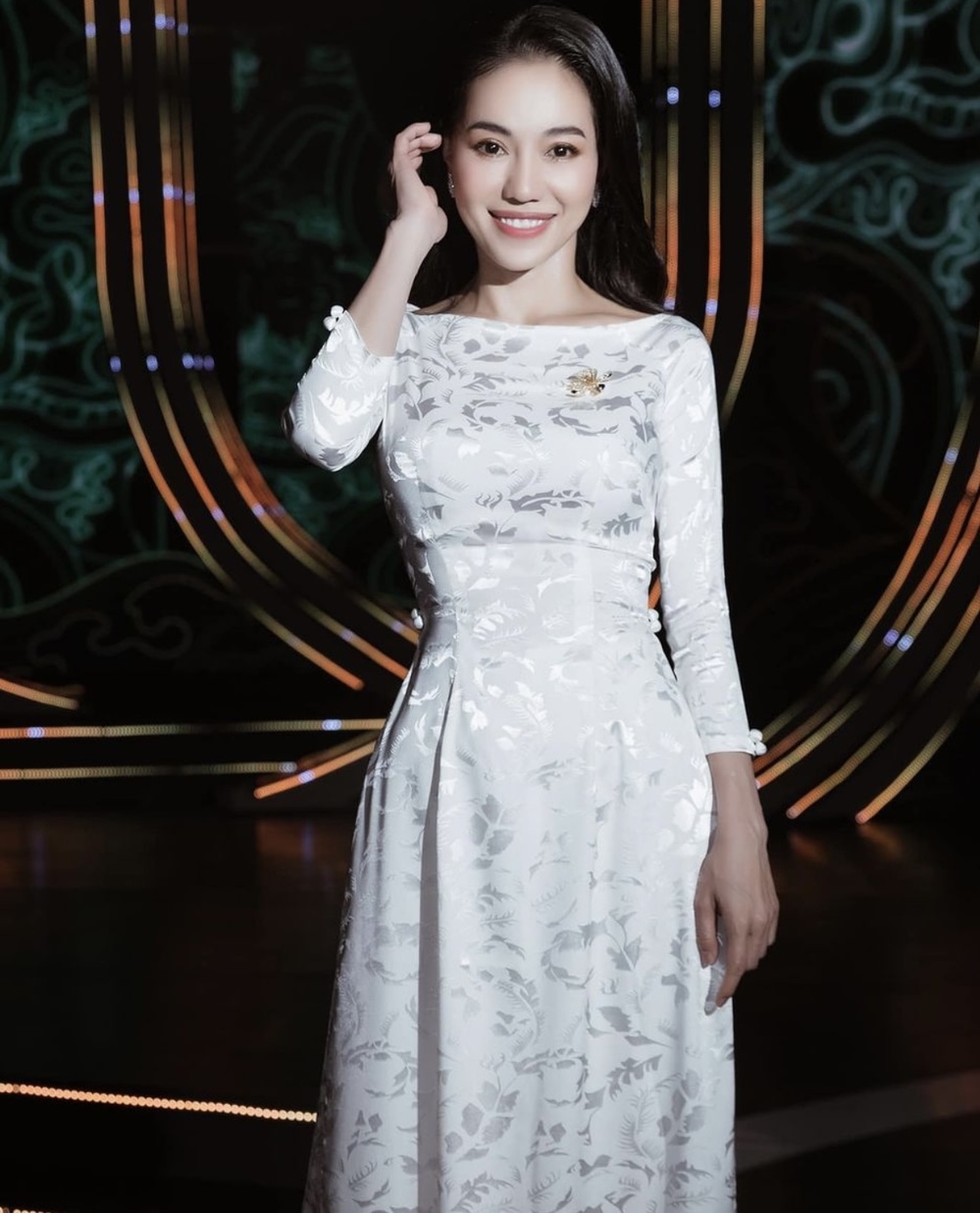 Dì Dung không thiết tha vương miện vì Thiên Ân out top, vỗ về Thùy Tiên: Ấm áp, ăn đứt Mr.Nawat - Hình 9