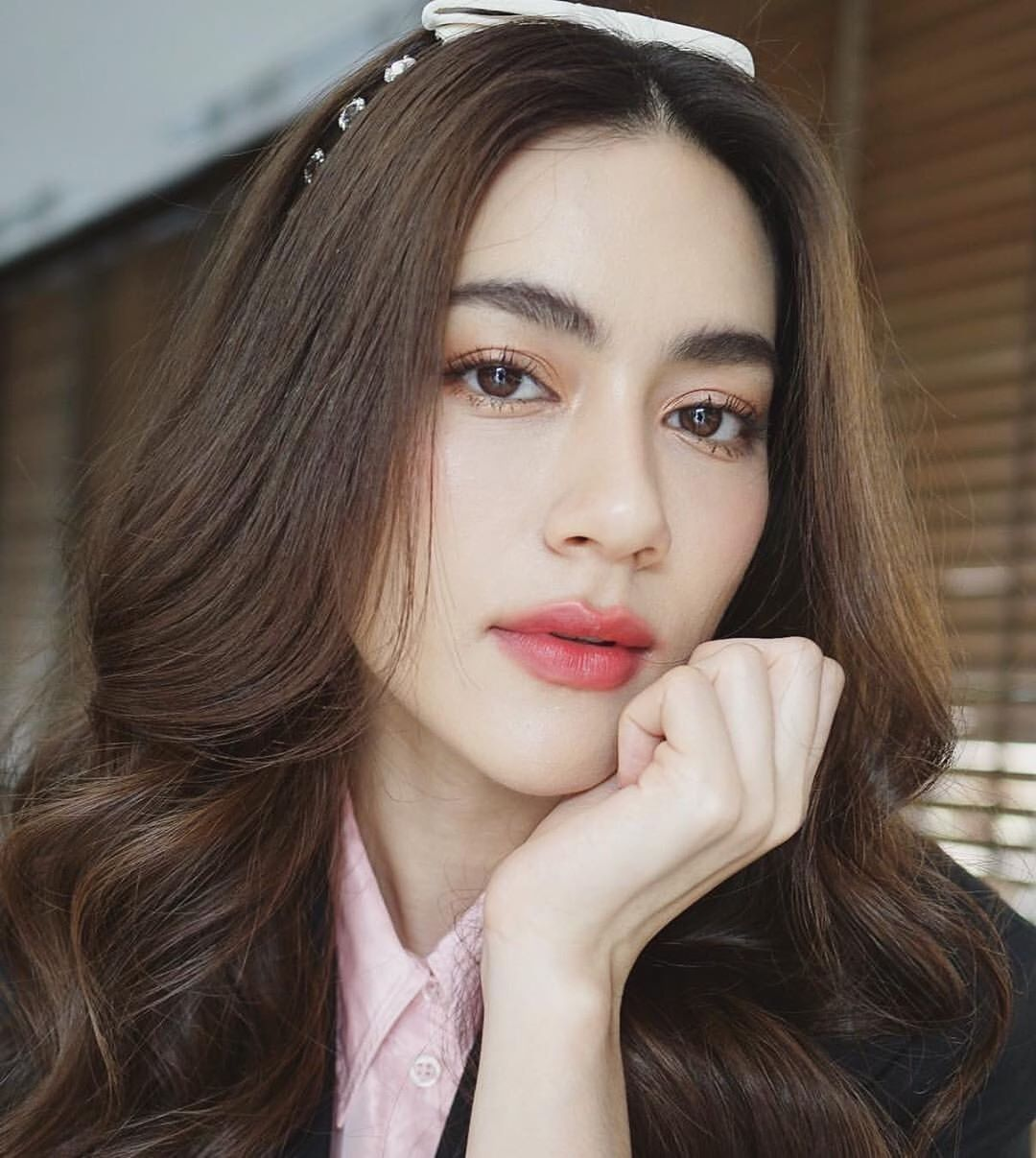 Kimberly Ann Voltemas: Bông hồng Lai bị ghét vì mang tội phản bội, nay trở thành biểu tượng tình yêu - Hình 2