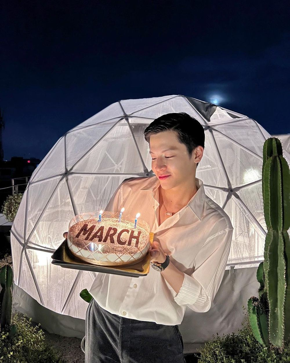 March Chutavuth: Mỹ nam cật lực theo đuổi Baifern, nhan sắc cực phẩm và nghi án mây mưa trong WC? - Hình 9