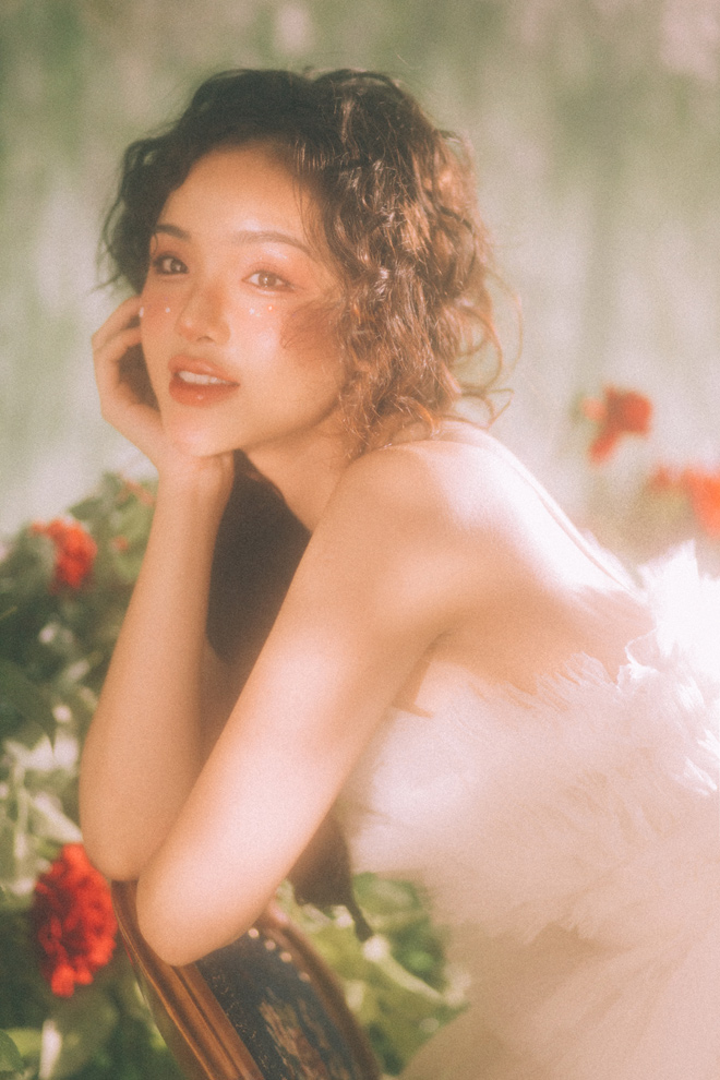 Yeye Nhật Hạ - Đang ở đỉnh cao thì lấy chồng, vừa comeback đã vướng ồn ào cặp kè Lương Thế Thành - Hình 3