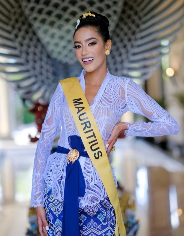 Á hậu 5 bị truất ngôi không chịu trả vương miện, Mr.Nawat điên tiết: Hãy trả lại đi - Hình 2