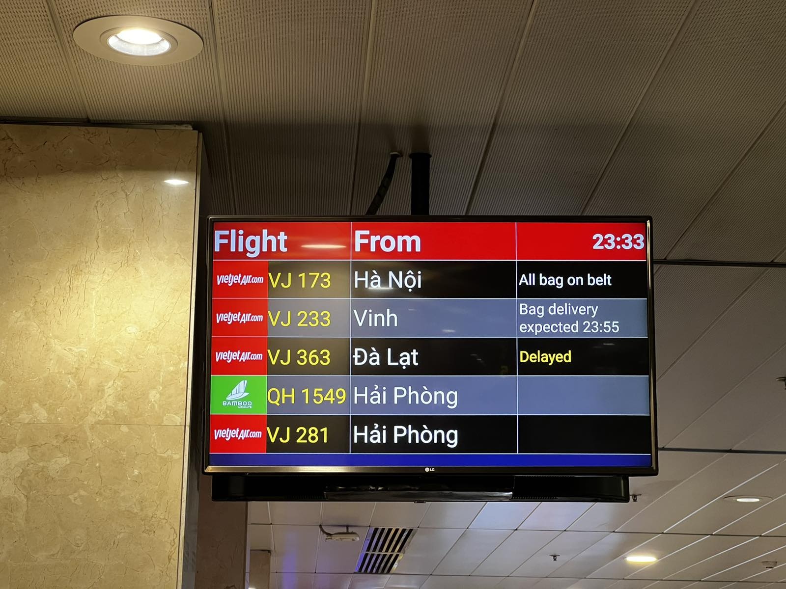 Chuyện gì đang xảy ra với những băng chuyền hành lý ở sân bay Tân Sơn Nhất? - Hình 2