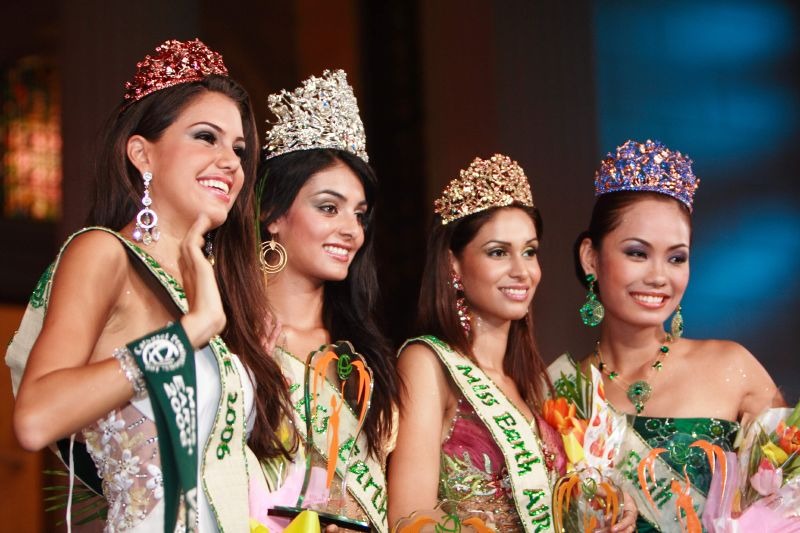 Miss Earth và bê bối ngã giá bằng tiền: 4 triệu USD đổi lấy vương miện quốc tế - Hình 2