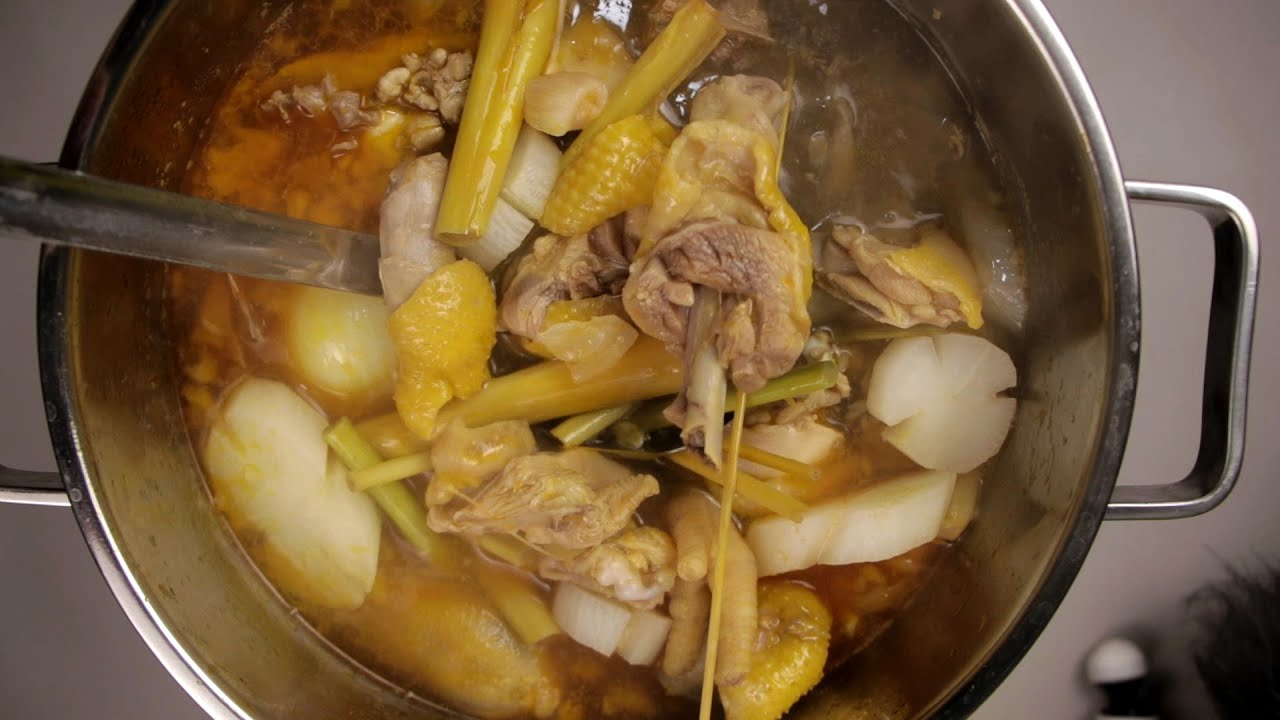 Cách nấu gà hầm sả ngon chuẩn cơm mẹ nấu - Hình 1