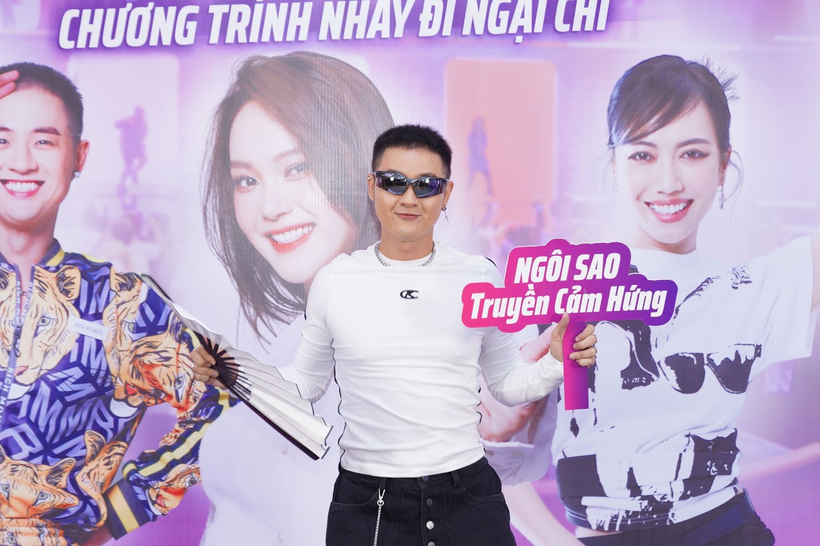 Diệu Nhi tái xuất chạy show liên miên sau đám cưới, nhan sắc gây chú ý khi đọ dáng cùng Minh Hằng - Hình 5