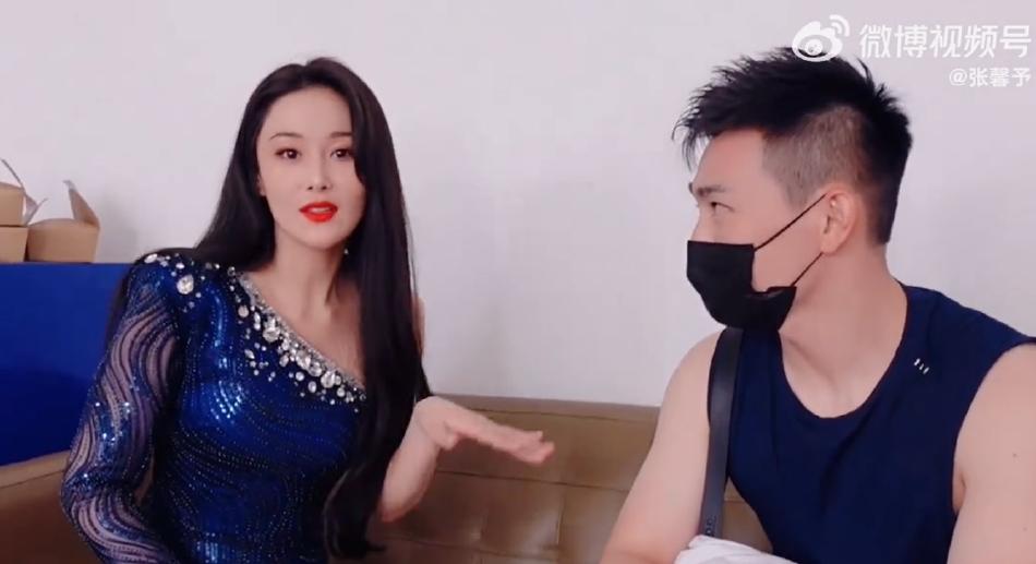 Hôn nhân hạnh phúc của mỹ nhân thị phi Trương Hinh Dư - Hình 7