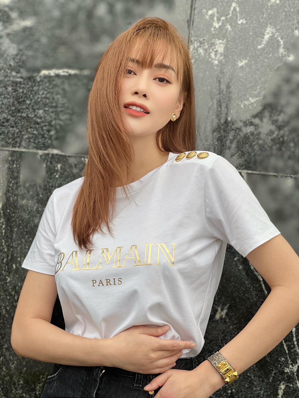Phương Oanh diện đồ rộng, tạo dáng che khéo vòng 2, netizen nghi có tin vui với Shark Bình - Hình 6