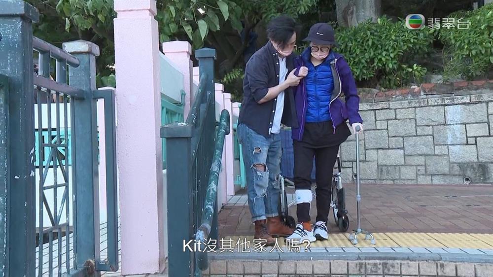 Sắc vóc ấn tượng của Á hậu Hong Kong trước khi liệt nửa người - Hình 2