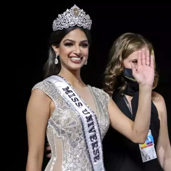Miss Universe 2021 bị tỷ phú Thái Lan tước quyền trao vương miện, fan la ó vì quá bất công? - Hình 3