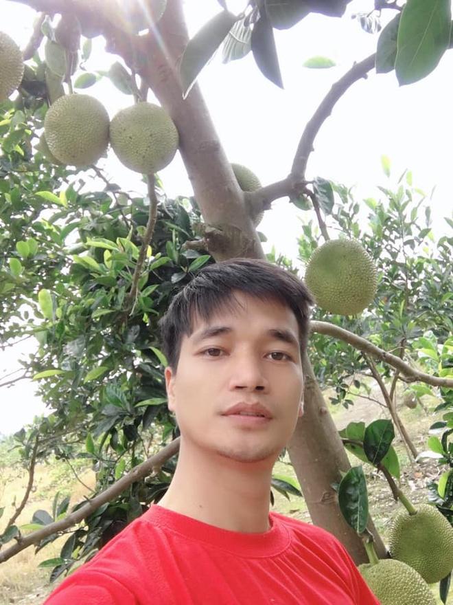 Quang Linh đang 'chìm' trong 'thuyền tình' với Thùy Tiên thì bị 1 nhân vật khét tiếng réo tên - Hình 5