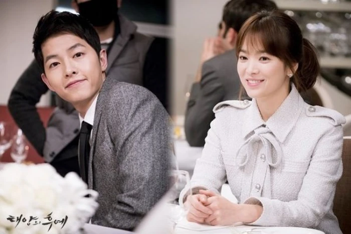 Song Hye Kyo lộ ảnh tình tứ, ôm trai lạ giữa tin đồn gương vỡ lại lành với chồng cũ Song Joong Ki - Hình 8