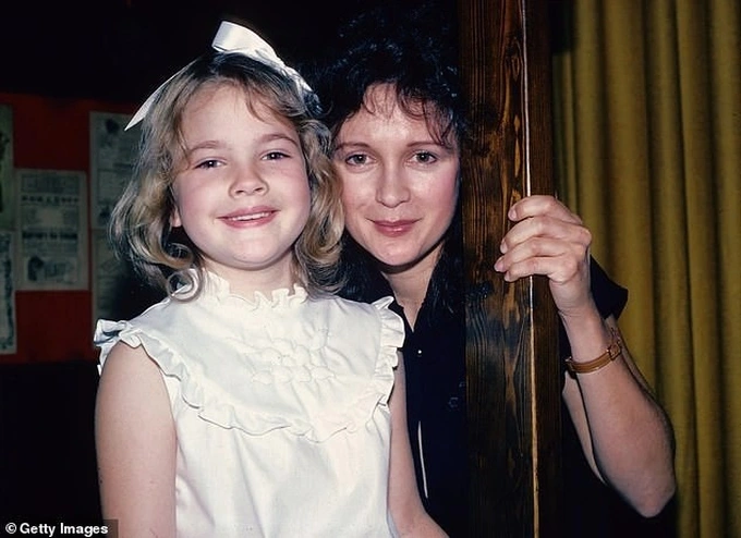 Aaron, Culkin, Drew Barrymore: bi kịch của những sao nhí nổi tiếng quá sớm, có người ra đi tuổi 34 - Hình 7