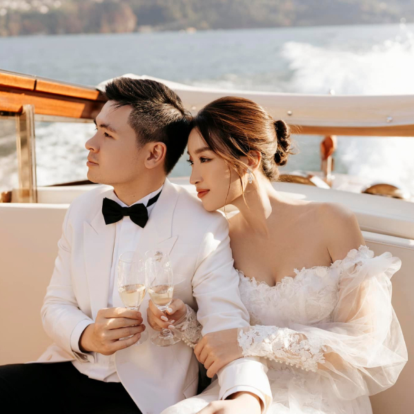 Đỗ Vinh Quang lộ ảnh thời hẹn hò với bà xã Đỗ Mỹ Linh, khoảnh khắc tình tứ chiếm trọn spotlight - Hình 1