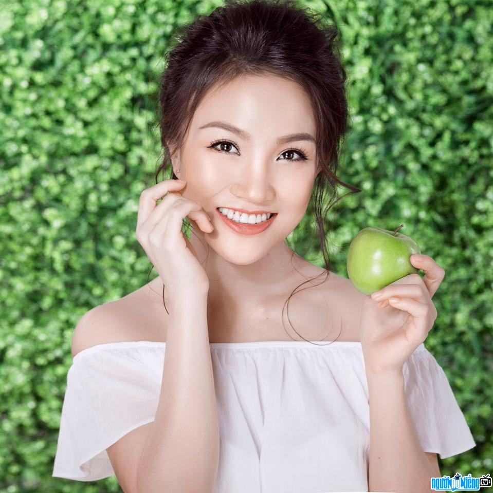 DV Thái Ngọc Bích - Mối duyên định mệnh với Phan Đình Tùng, 'thập tử nhất sinh' vì con - Hình 2