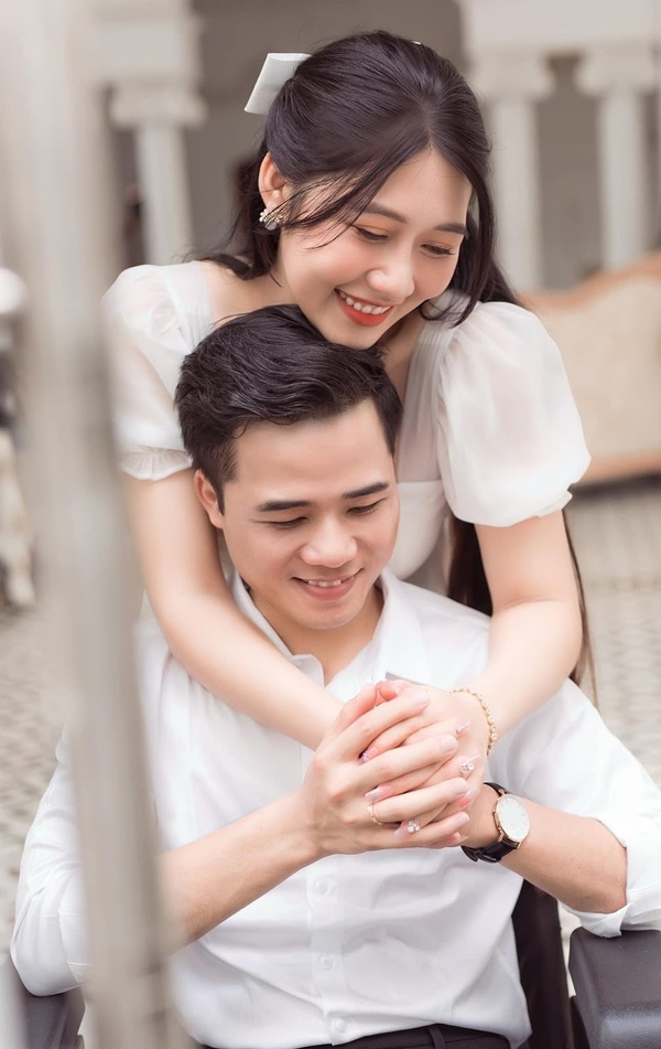 Bà xã Tô Đình Khánh bật khóc nức nở trên livestream, chàng không chân liền lên tiếng bảo vệ vợ bầu - Hình 6