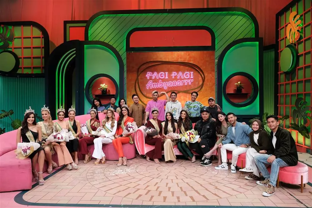 Tân Miss Grand 2022: Hết bị Engfa lấn át và Mr. Nawat coi thường, nay bị tố bắt chước Thùy Tiên - Hình 5