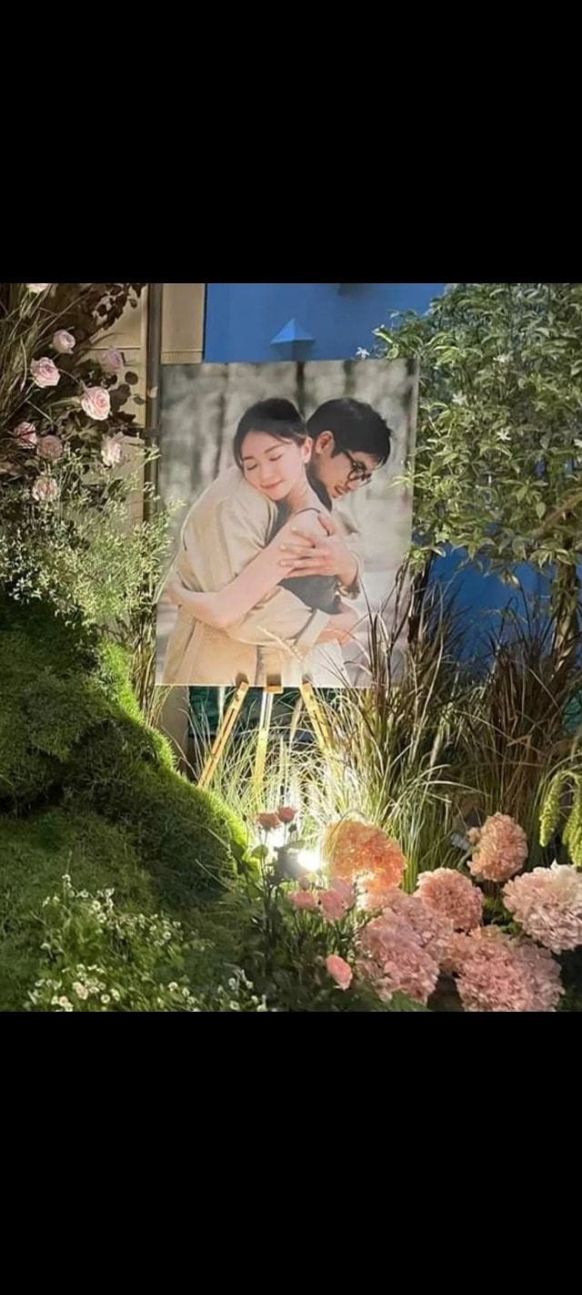Weir Sukollawat - Gây sốt bởi mối tình 10 năm với Bella Ranee, vội vã kết hôn sau 6 tháng chia tay - Hình 5