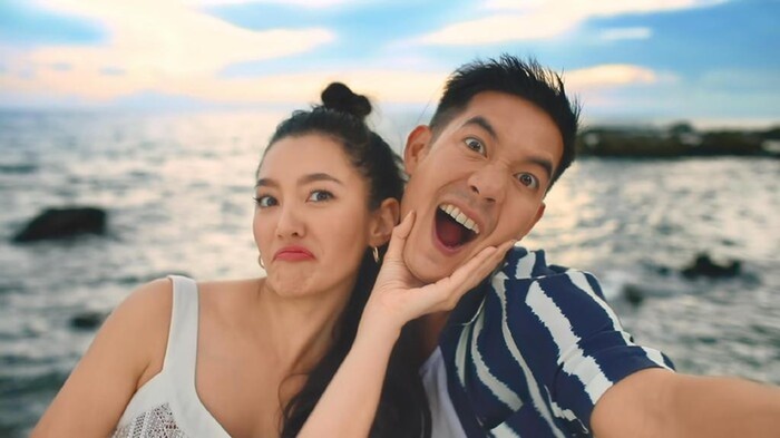 Weir Sukollawat - Gây sốt bởi mối tình 10 năm với Bella Ranee, vội vã kết hôn sau 6 tháng chia tay - Hình 9