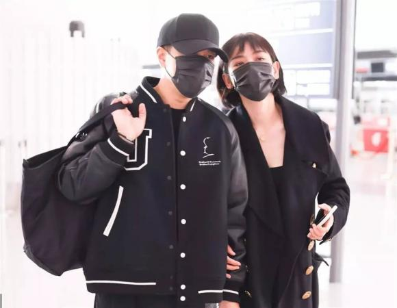 Lưu Khải Uy dính như sam bên Lý Hiểu Phong, còn nhắn nhủ cực ngọt đến bạn gái mới, đá xéo vợ cũ? - Hình 2