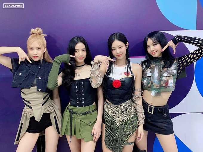 BLACKPINK chưa kịp ăn mừng khi giành giải Daesang đầu tiên trong sự nghiệp thì bị BTS 'hớt tay trên' - Hình 3