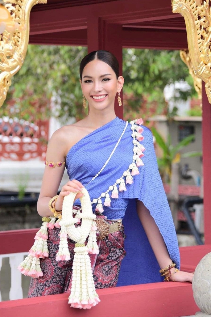Anna Sueangam-iam: Hoa hậu Hoàn vũ Thái Lan lớn lên từ bãi rác, không đầu hàng trước số phận éo le - Hình 2