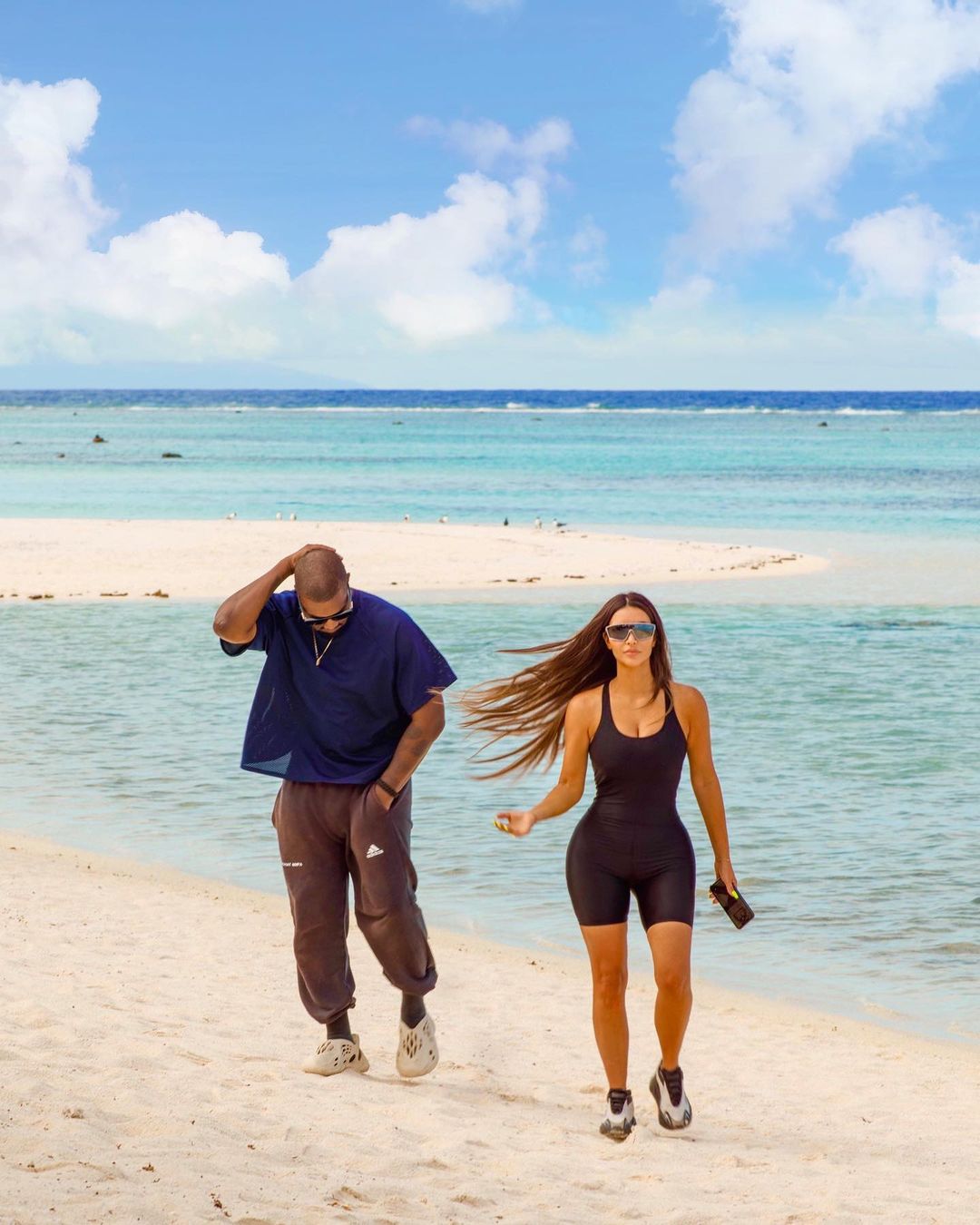 Kanye West chính thức mất vợ sau nhiều lần níu kéo, phải chu cấp hơn 4 tỷ mỗi tháng để nuôi con - Hình 4
