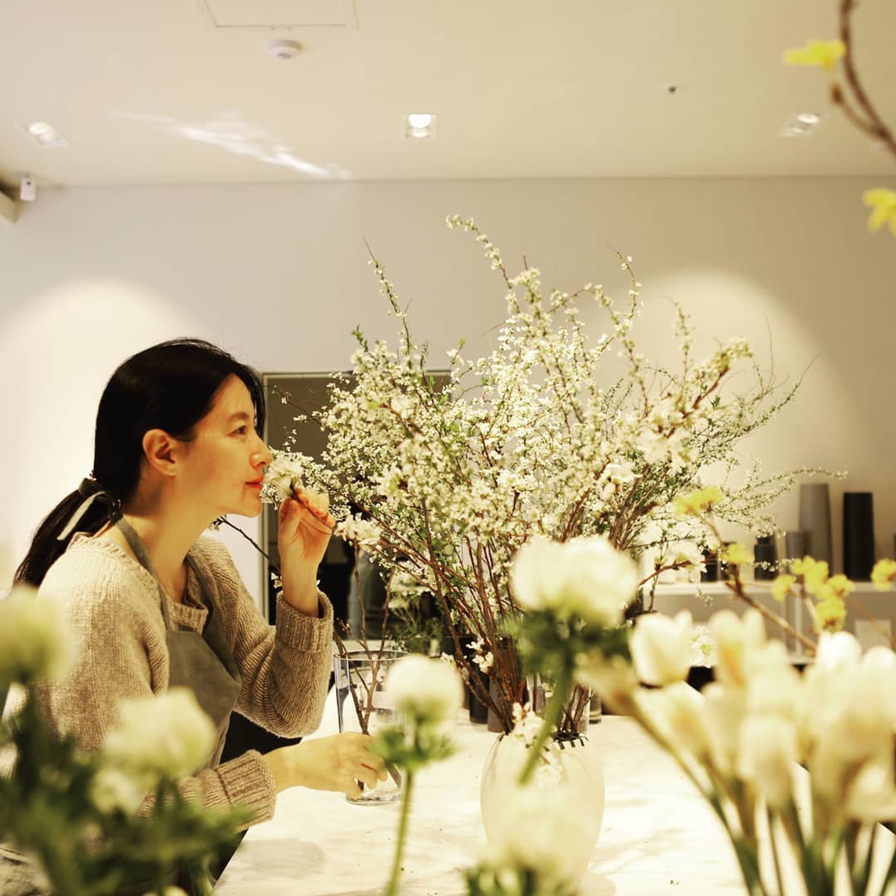 Lee Young Ae: 'Quốc bảo nhan sắc', giàu kếch xù, trả toàn bộ chi phí đưa nạn nhân Itaewon về quê - Hình 8