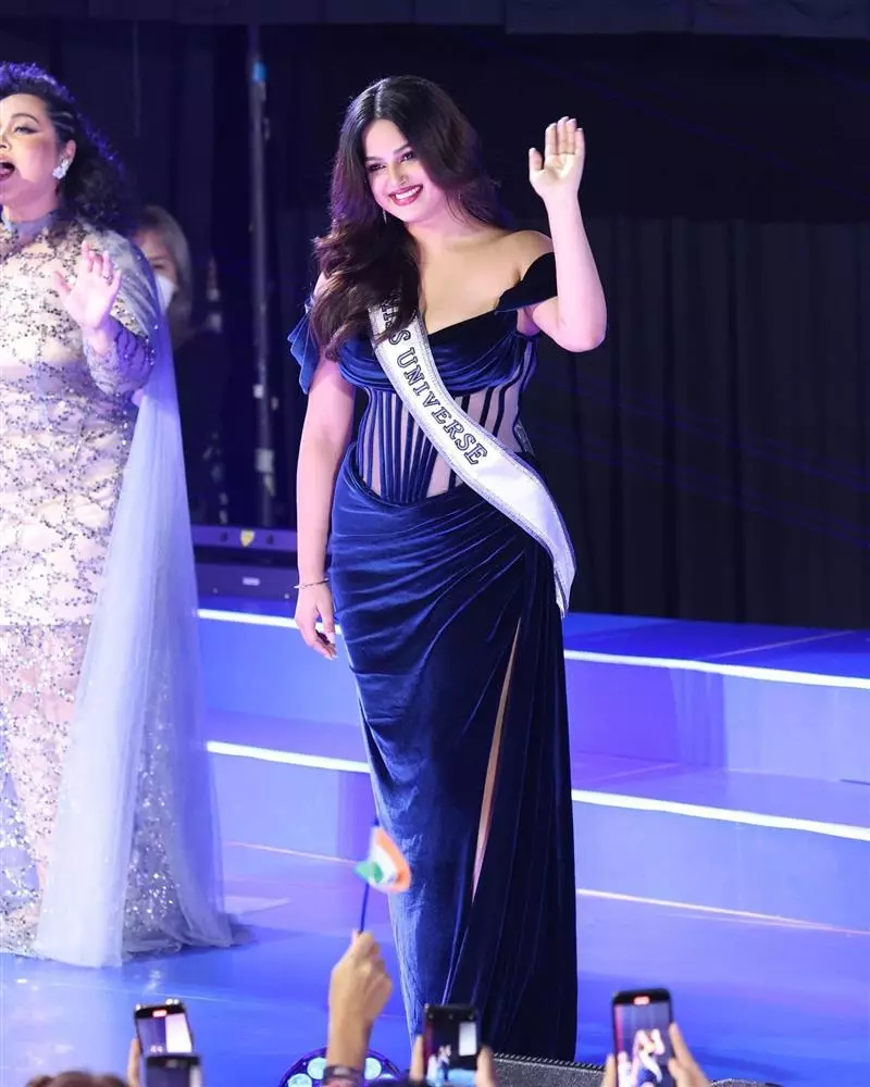 Miss Universe Thailand đọ sắc cùng Catriona Gray trên đất Thái: Ngọc Châu thấy cũng phải dè chừng - Hình 6