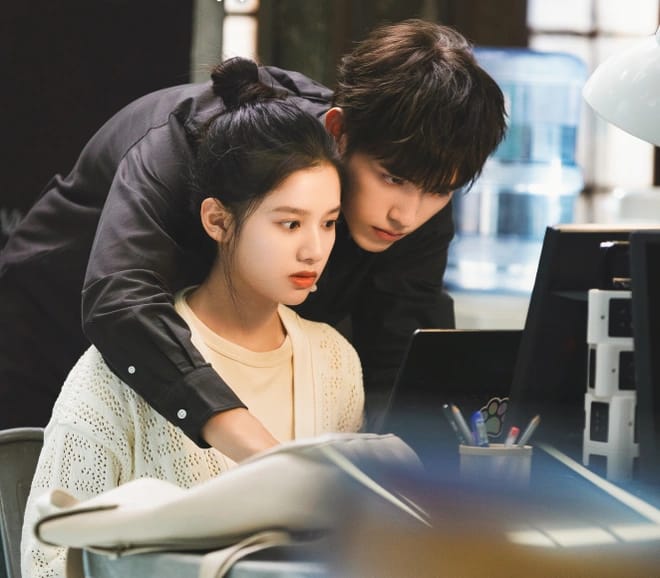 Trần Phi Vũ vừa vụt sáng đã trở thành con ghẻ của Cbiz giữa ồn ào yêu đương Trương Tịnh Nghi - Hình 7