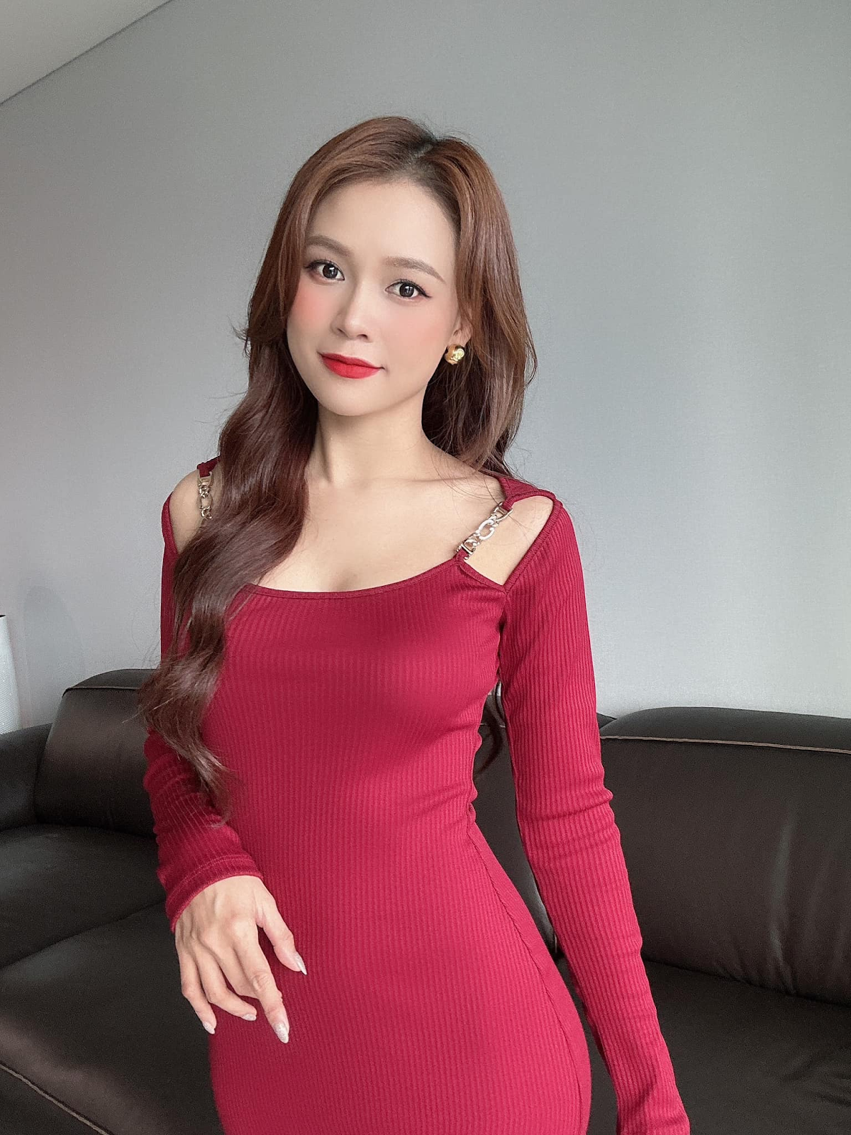 Hot girl Sam bất ngờ được cầu hôn, gây choáng với nhẫn kim cương khủng: Hoa cưới Diệu Nhi ứng nghiệm - Hình 6