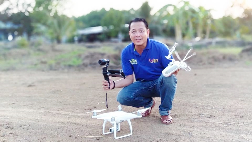 Quyền Lộc - Em cùng cha khác mẹ của Quyền Linh: Từng ăn cắp, đua xe, cờ bạc, giờ sống thế này đây! - Hình 5
