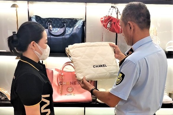 Vụ shop Trang Nemo bị quân triều đình kiểm tra đột xuất: Thêm bản án trên đầu vì bán hàng giả - Hình 6